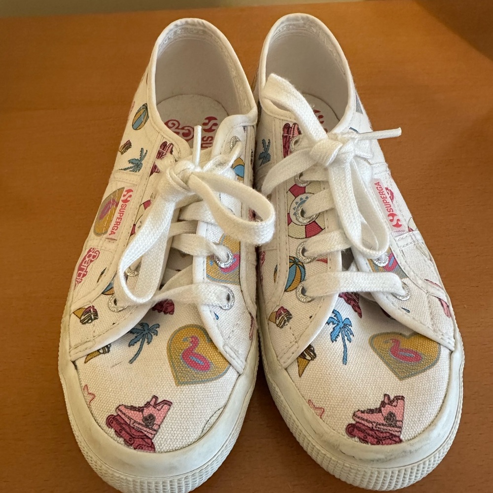 Superga size 6 Barbie